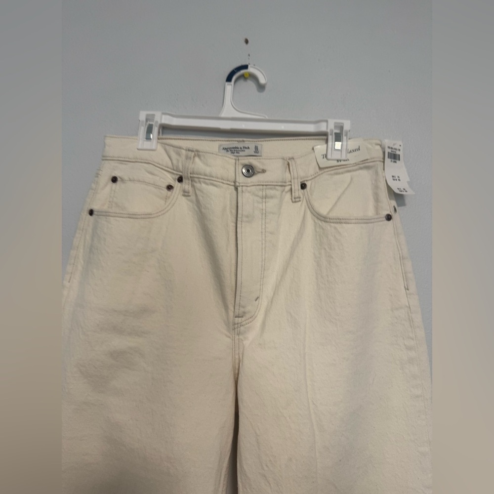 Abercrombie Fitch The 90s Relaxed Jeans High Rise Cream Size 31/12 Long - Picture 3 of 6